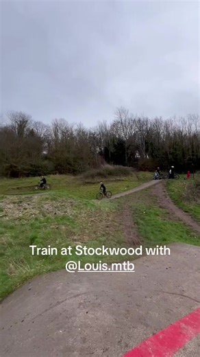 Pure steez @Louis.mtb #mtb #stockwoodpumptrack #wips