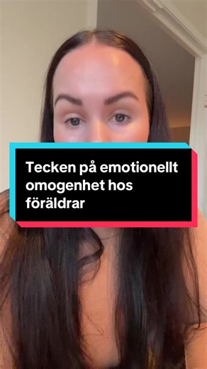 Kan du känna igen dig? Eller kanske din partner? Att vara emotionell mogen och tillgänglig är inte alltid enkelt när vi vuxna har fått växa upp med att känslor är farliga, känslor ska tystas ner och barn ska vara glada för då är föräldrar nöjda. Att hjälpa ett barn att lugna ner sitt nervsystem och reglera sina känslor kommer hjälpa dom att bli emotionellt stabila och mer trygga i sig själva. #barn #föräldrarpåtiktok #känslor #fördigpage #fördig