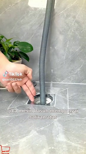 Don't plug the drain pipe of the washing machine directly into the floor drain again, which will not only overflow but also return the odor easily. The important thing is that there is no way to connect multiple drain pipes. #TikTokAwardsMY2024 #RancakRaya #ImpianMuTikTokAwards #2024 #bathroom #floordrain #drainer #washingmachine