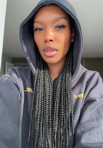 Outfit Ideas with Converse: Style and Inspiration