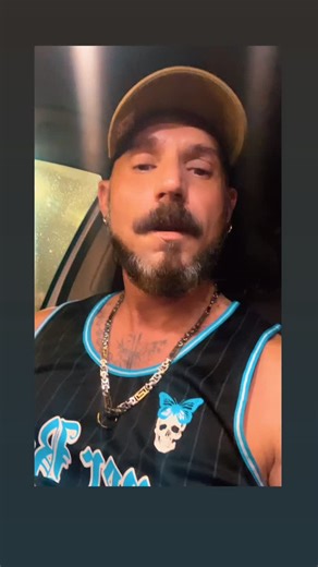 The “discovery” channel move 😳😳😳😍😍😍😍 | The Official Gay Guy