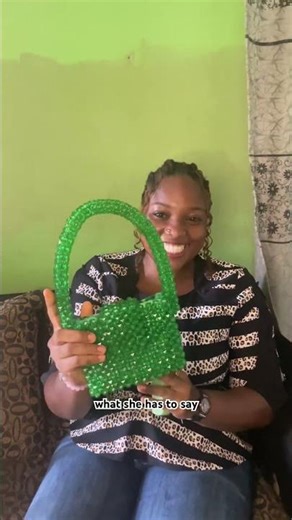 Beading class in Calabar. From beginner to pro, learn how to make beaded bags.