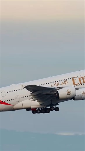 Emirates Airbus A380 showcases its full power during departure from San Francisco International Airport, beginning its long-haul flight to Dubai #emirates #airbusa380 #superjumbo #planespotting #flysfo #longhaulflight #dubaitoamerica #avgeeklife #aviationlovers #sfflights #fblifestyle #sanfranciscoairport | SF Flights
