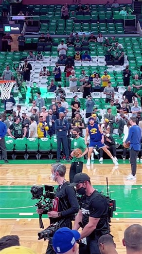 Mastering Klay Thompson's Pump-Fake: Form, Balance, and Execution