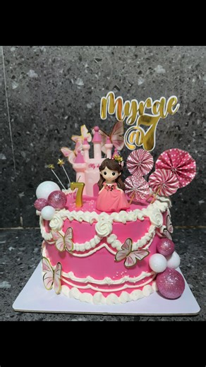 Princess vintage themed cake #vintagecake#princess#cardstock