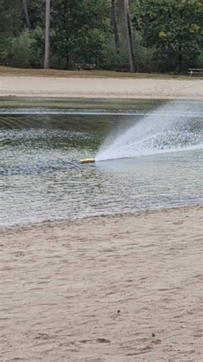 RC MonoPowerboat singing on 6S | Cozy RC