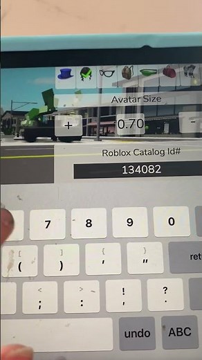 How to get headless in Brookhaven