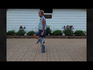 Country Bump Line Dance Tutorial / Demo