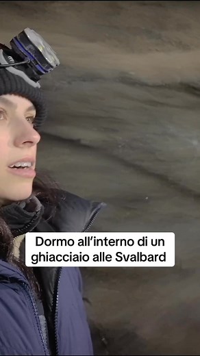 Abbiamo finalmente provato un’esperienza autentica della vita alle Svalbard: dormire all’interno di un ghiacciaio! ❄️ Una notte in una grotta di ghiaccio, immersi nel silenzio artico e circondati da pareti di ghiaccio millenario. Ovviamente in totale sicurezza, ma l’adrenalina è stata incredibile! ⚡️✨Vuoi vedere com’è andata? Guarda il video completo su YouTube! Link in bio.#Svalbard #Artico #Ghiacciaio #VitaEstrema #ViaggioUnico #Esplorazione #WildExperience #Survival #FreddoEstremo #Norvegia #