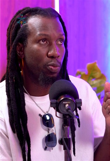 Understanding Group Dynamics in Personal Growth Conversations