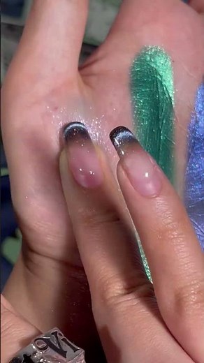 Swatch the 12 stunning, highly-pigmented shades in Alien Mood Palette for your space-inspired look!