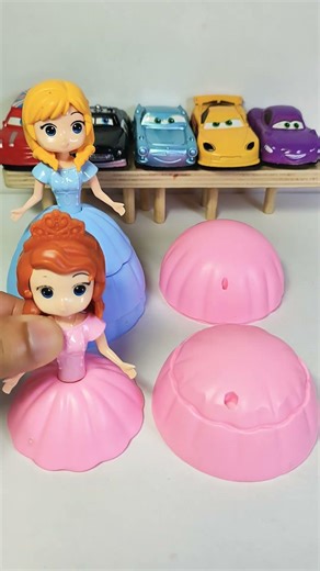 Satisfying Trendy Disney Princess Miniature Costumes! 👗😊
