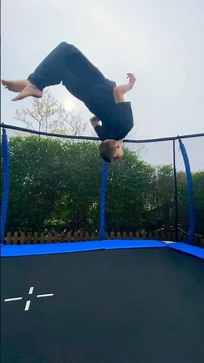 Layout Backflip! How to Backflip! #backflip #flips #insane #trampoline #gtramp #viral #easy #gymnast