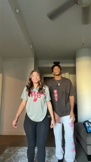 Dress Like a Soldier: Wedding Uniform Trends