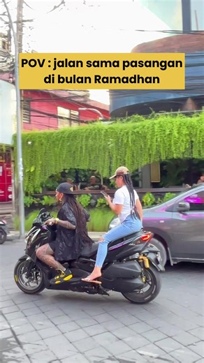 Pacaran Dinar Candy: Kisses and Confessions