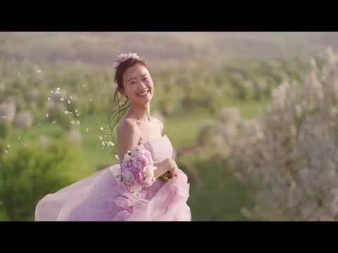 BiBi Zhou Chen Zhuoxuan's That Right MV Unveils Xinjiang Wedding Magic