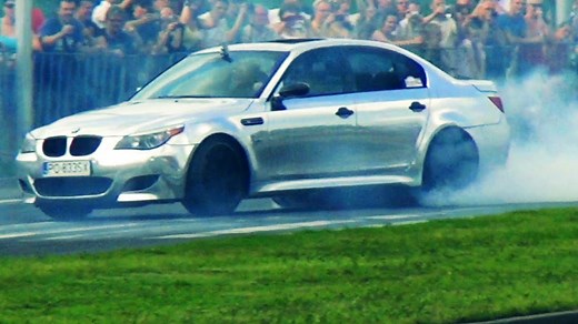 Burnout Compilation | Lamborghini, Ferrari, Viper SRT, Mercedes AMG, BMW M5 Tire Smoke Show 🛞💨