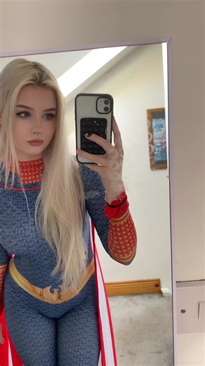 Lasers #theboys #homelander #cosplay #fyp #dublincomiccon