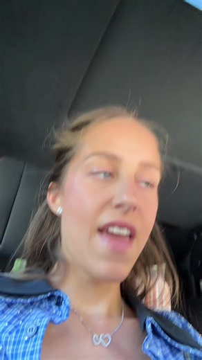 Strawberrymilkmob (@strawberrymilkmob)’s video of having a sisters
