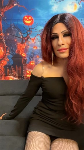 My favorite black dress ❤️❤️❤️❤️ | Tanya Smith