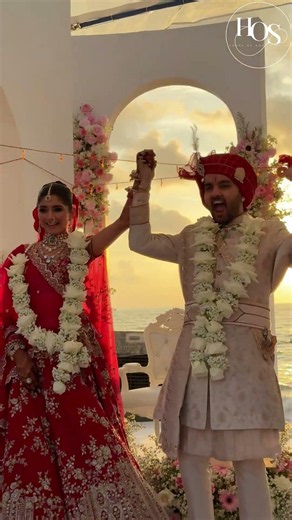 Thailand wedding goals | Bride entry | Sundowner varmala #wedding