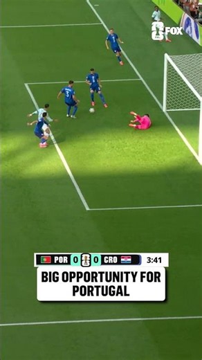 Portugal has a huge opportunity early but Livaković and the Croatia defense clears the danger!
