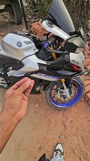 R15M/V4 Side Panels remove at home step-by-step guide || #theindrider #shorts