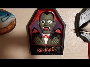 Gemmy Animated 1998 vampire plaque
