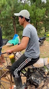 101M views · 121K reactions | These farmers invented a genius way to transport fruit up a mountain using a motorcycle  Rural Rising Philippines | Supercar Blondie | Facebook