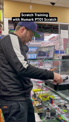 Dazo Scratch training with Numark PT01 Scratch #dj #vinyloftoday #hiphop