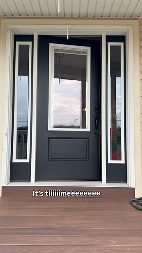 Home for the holidays ❤️🌲 Thankful for my boys for always helping me make the magic happen and all of my crazy home ideas come to life 🤭🤣 Christmas Decor / Exterior Christmas Decor / Holiday Decor / Home Holiday Decor / Front Entryway Styling / Christmas Wreaths / Marriage / Parenting | The Ferguson Family