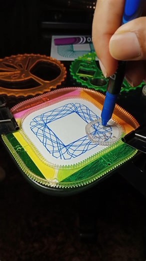 SuperbSpirograph Design #spirograph