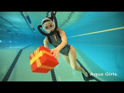 Christmas Scuba Diving Girl