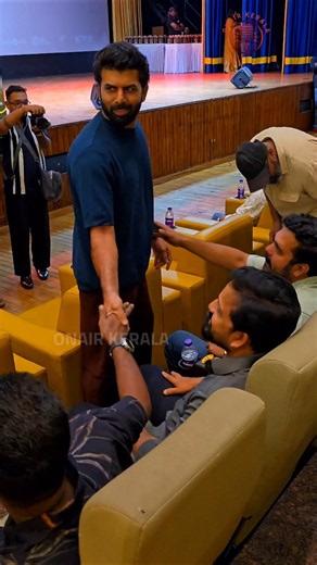 മോഹിനയാട്ടം വിജാഘോഷത്തിൽ പങ്കെടുക്കാൻ എത്തിയ sunnywane 🥰 #sunnywayn