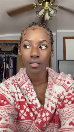 Eyeliner Looks with Lace Accents