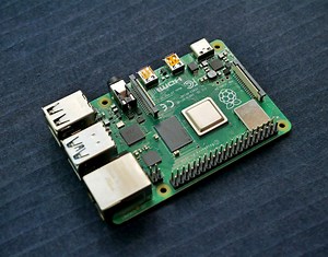 Raspberry Pi OS ha ora il supporto SATA integrato, ma solo su un modello specifico
