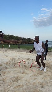 FOOTBALL PLAYER PACOME ZOUZOUA BEAC TRAINING. Ni kweli unaweza kuwa na kipaji kikubwa sana cha kuzaliwa nacho, ni kweli unaweza kuwa akili nyingi sana juu ya kipaji ulicho zaliwa nacho, lakini amini usiamini hicho kipaji kinaweza kikakuacha mapema sana kama huto kitunza, kukiheshim na kukijali kama huja kiendeleza kwa kujiongeza nje ya boksi hili kukikuza kiweze kuwa maradufu. @pacom_zouzoua endelea kupambana. NAOMBA MNIPIGIE KWA HUDUMA YA MAZOEZI YA NYUMBANI NITAKUFUATA POPOTE ULIPO NA VIFAA VY