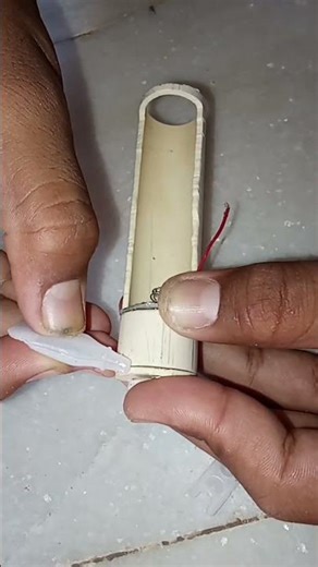 mini emergency light kaise banaen. Ghar per light kaise banaen. electrostorm india. science project