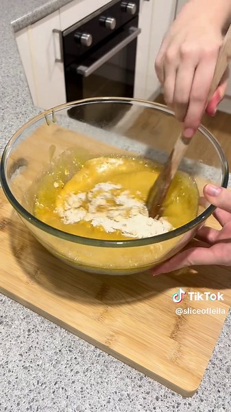 Delicious ANZAC Caramel Slice Recipe to Try Today