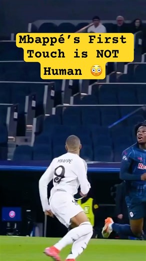Mbappé’s First Touch is NOT Human 😳#shorts