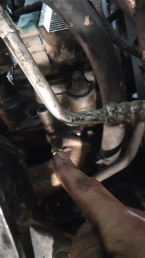6.0 stuck glow plug explodes! #powerstroke #6.0 #diesel #diy #mechanic