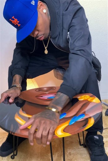 The most popular piece of the year was…*DrumRoll* my “Pretty Azure” accent table! more 🔥 coming for 2026. #mcfreshcreates #artist #happynewyear