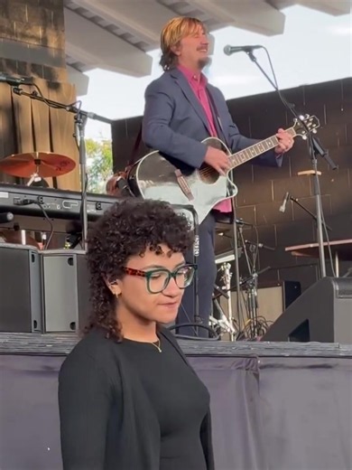 Thank you for a great time @Summerfest and shoutout to the incredible ASL interpreters! 🎥 el_thathuman on IG #live #alternative #asl #mountaingoats