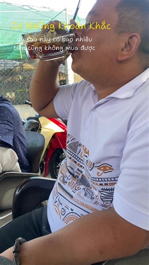 Video của Hieu nhom kinh cóng bông…@ (@hieu.cua.nhom.cng) với bản nhạc nhạc nền - Hieu nhom kinh cóng bông…@