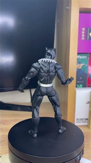 Revoltech Retro Black Panther custom