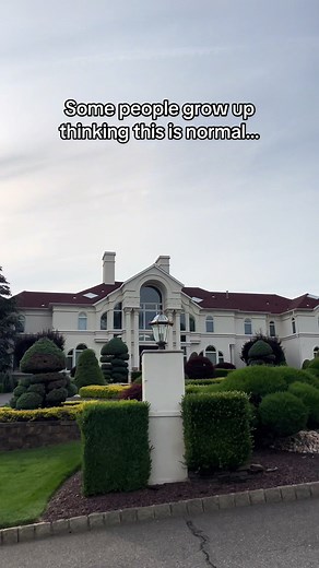 For anyone born into this can you please explain?! Or give us a tour around their place 🏠 💰 #texas #rich #dallas #mansions #millionaire