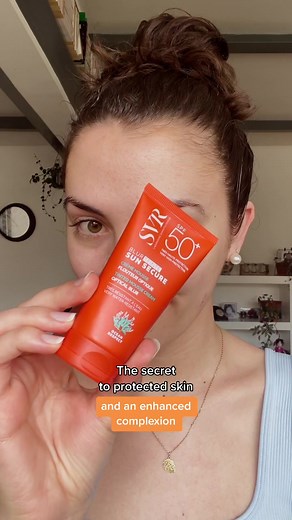 Sun Secure Blur SPF50 Tinted, the (almost) magical 2-in-1 sun protection ✨ #laboSVR #laboratoireSVR #sunsecure #blur #sunscreen #SPF