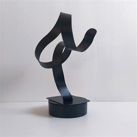 Sculpture ruban abstraite acier noir 28 cm – ND VIA 20 CERM NOIRP | NaguraDesign