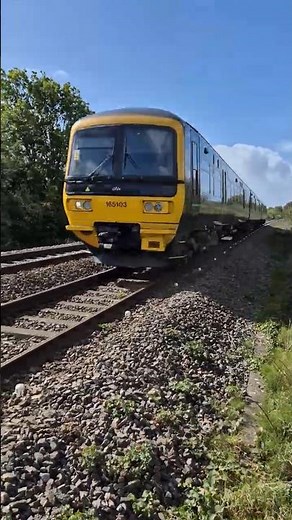 Great Western Railway, GWR, Class 165, 165103 #class165 #dmu #gwr #railway #train #trainspotting #br
