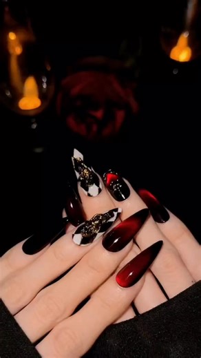 Dark Valentine nails but make it bold 🖤❤️💅 Red fading into black with gold details that shine ✨ Not sweet — just classy, dramatic, and trending for 2026 Perfect for anyone who loves a deep Valentine manicure 👀 #ValentineNails #DarkNails #RedAndBlackNails #PressOnNails #NailInspoUSA